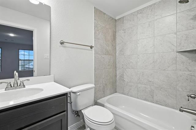 Building Photo - 2810 Grand Lookout Ln