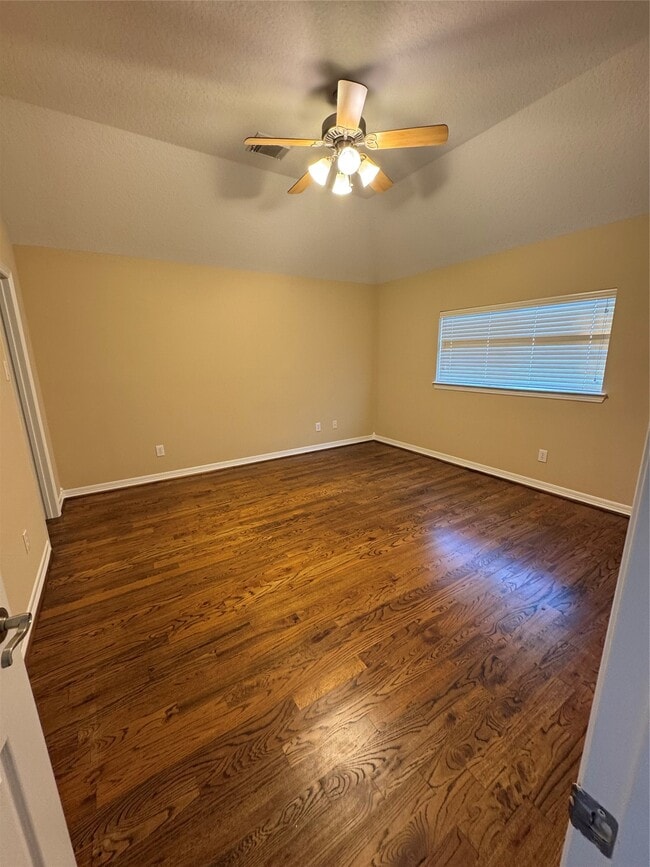 Building Photo - 1412 Caine Hill Ct