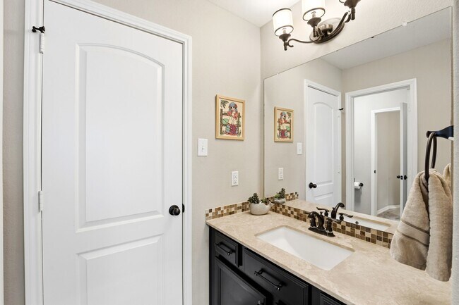 Building Photo - 27383 Pendleton Trace Dr