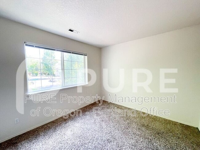 Building Photo - 16964 NW Desert Canyon Dr