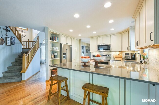 Building Photo - Stunning 4BR House in Fort Collins