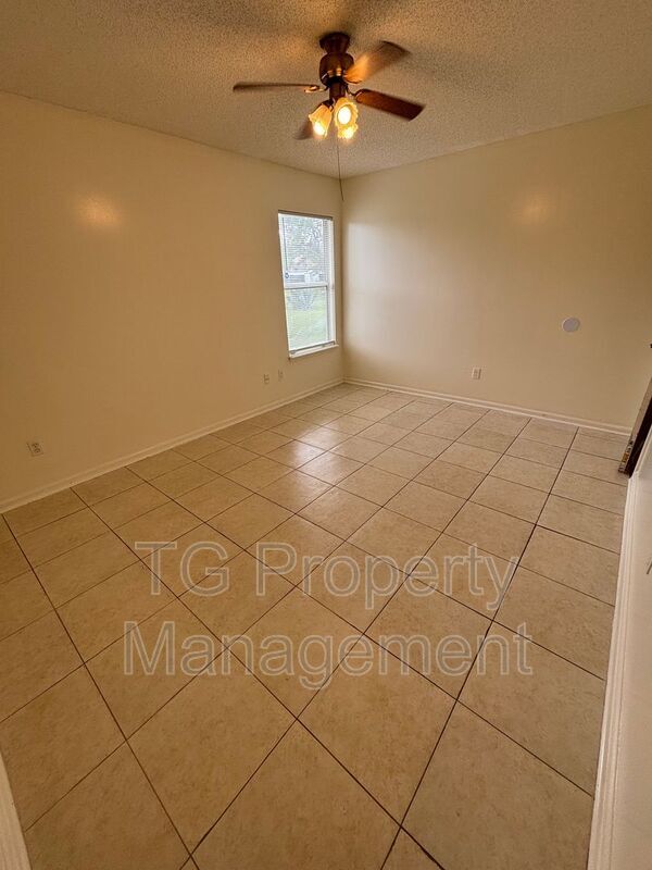 Building Photo - 5374 Lacy Jane Way