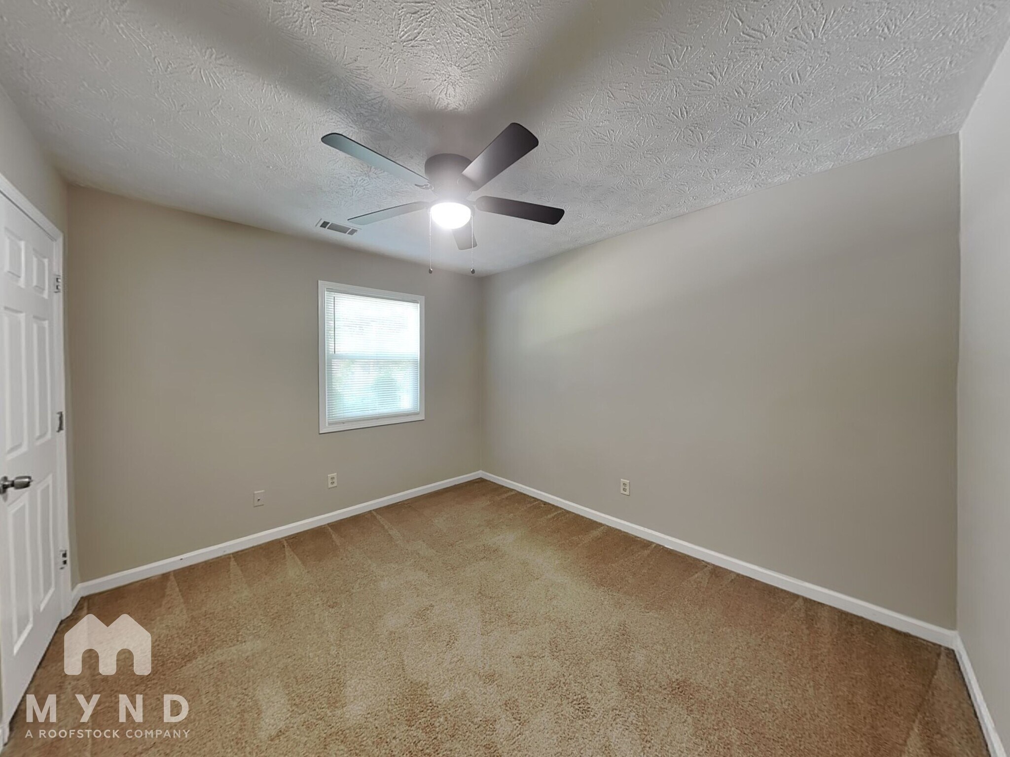 Building Photo - 3004 Cardinal Dr