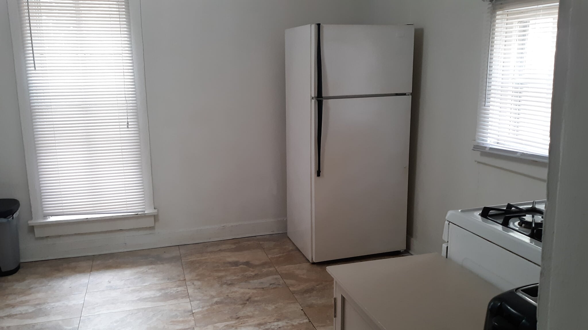 refrigerator - 311 Plymouth Ave NE