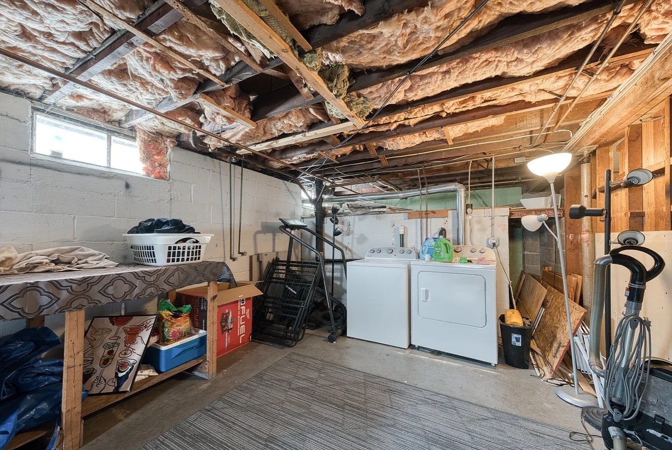 Building Photo - 291 Mansfield Ave