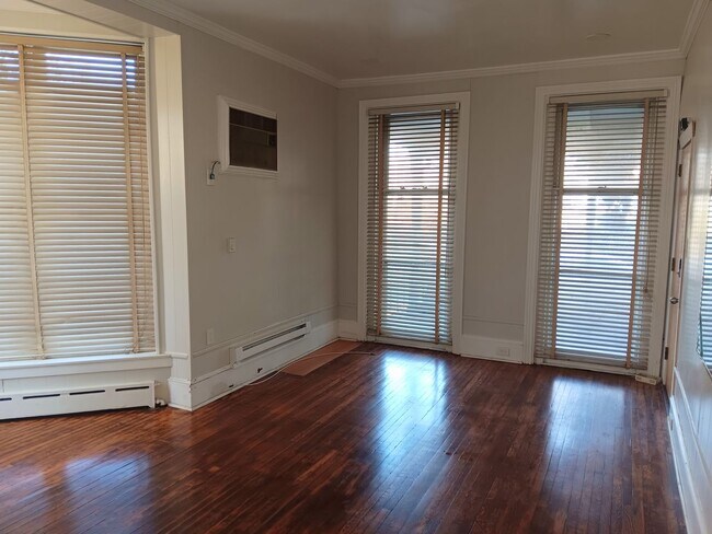 Building Photo - 1342 Orthodox St