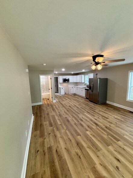 Building Photo - 2207 Swanson Ct NW