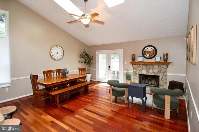 Building Photo - 16500 Sioux Ln