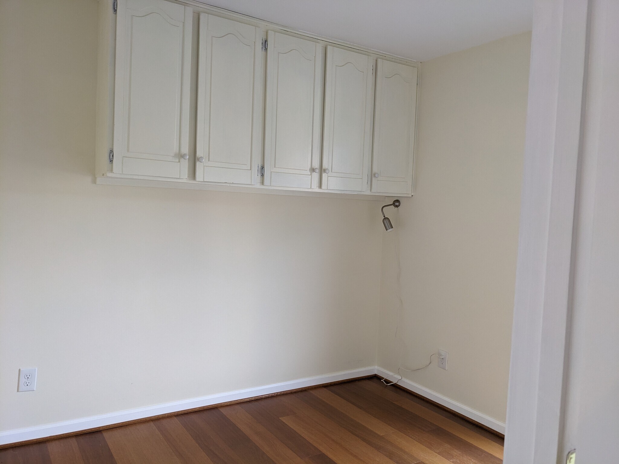 Building Photo - 12702 Veirs Mill Rd