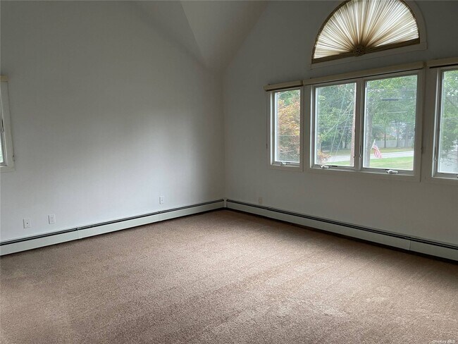 Building Photo - 27 Wabil Rd