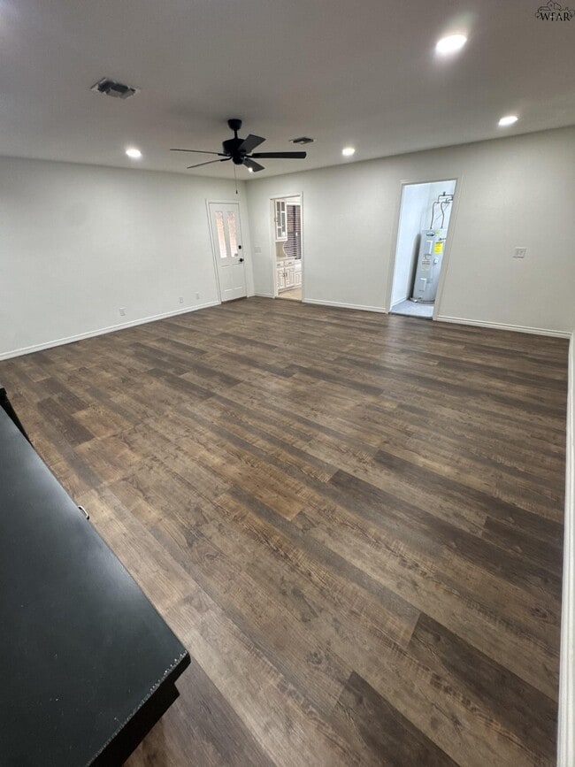 Building Photo - 4506 Nassau Dr