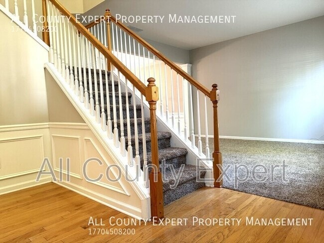 Building Photo - 3670 Fedorite Walk