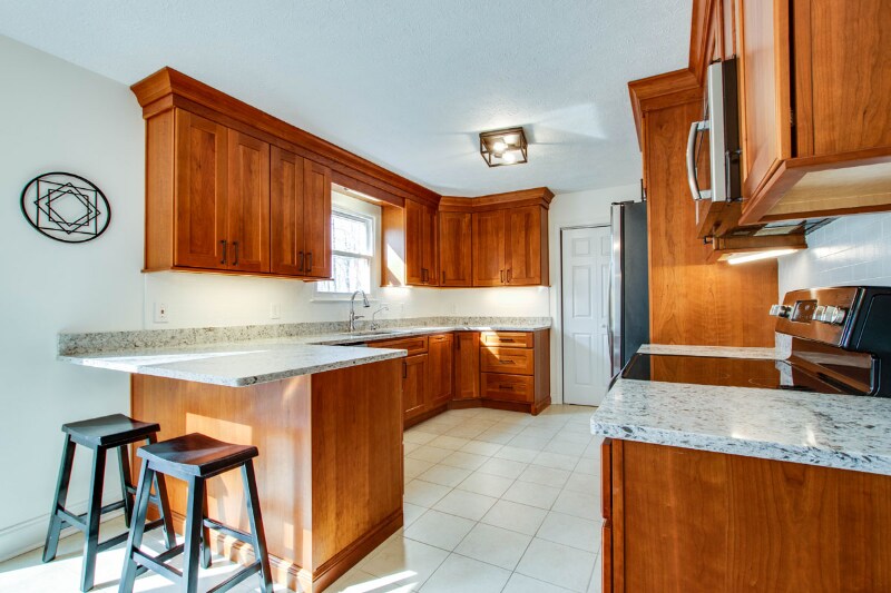 Building Photo - 1053 Tanger Ct