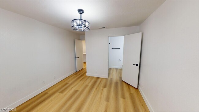 Building Photo - 2200 S Fort Apache Rd