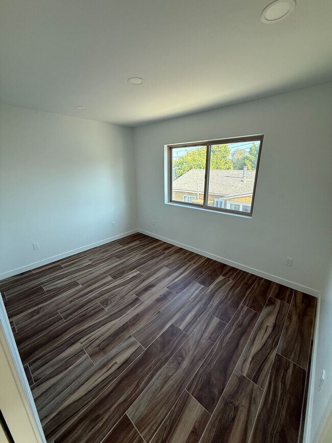 Building Photo - Newly Built 1-Bedroom ADU in Prime Pacific...