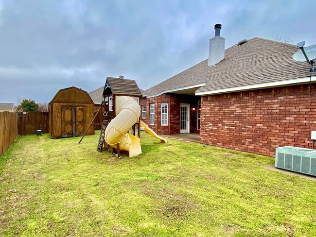 Building Photo - Wonderful 3 Bed, 2 Bath Home in Moore, OK