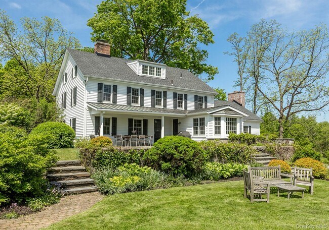 Building Photo - 74 Melville Rd