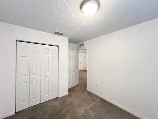 Building Photo - STUNNING 3 BD/2BA Home in Ocala!!!