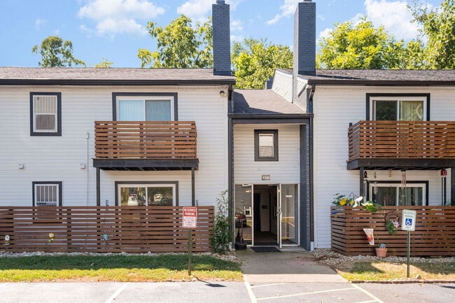 Building Photo - 4302 Batavia Meadows Dr