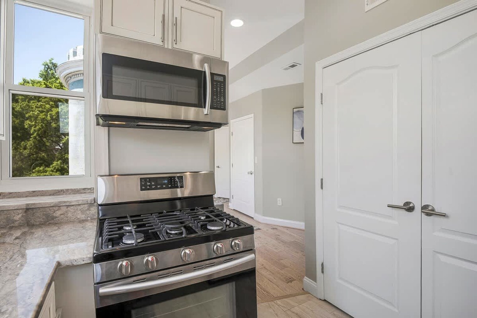 Building Photo - 45 Rhode Island Ave NE