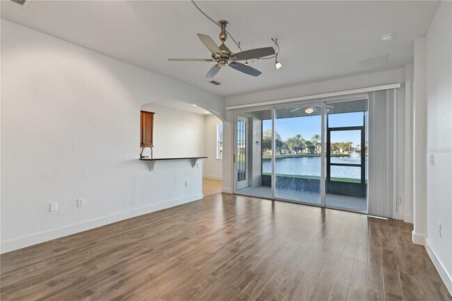 Building Photo - 2501 Harwich Dr