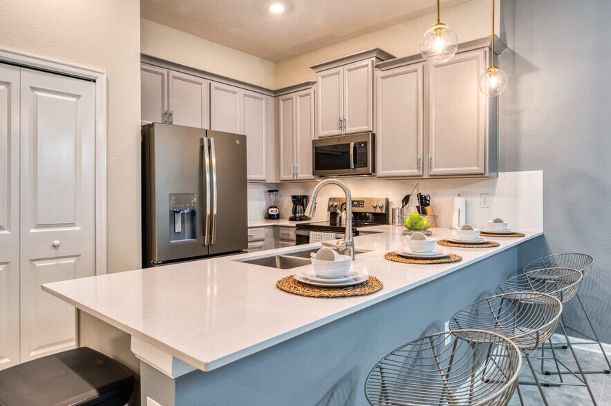Building Photo - 729 Ocean Course Ave