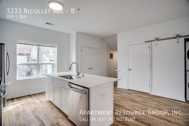 Building Photo - 3333 Nicollet Ave