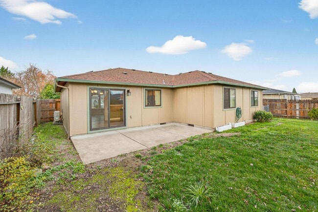 Building Photo - 1517 Westfield Way