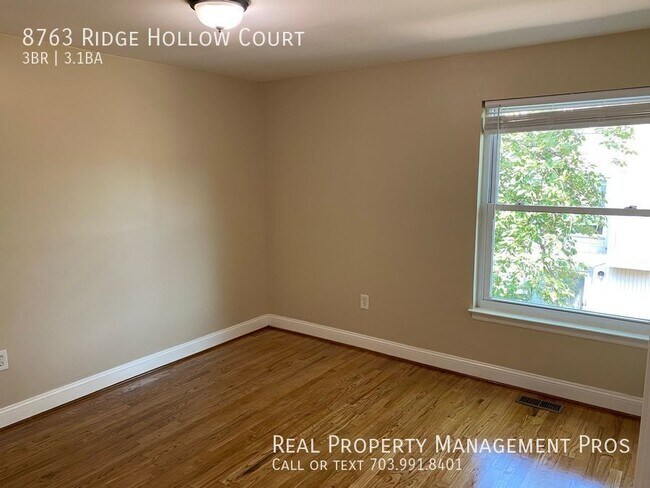 Building Photo - 8763 Ridge Hollow Ct