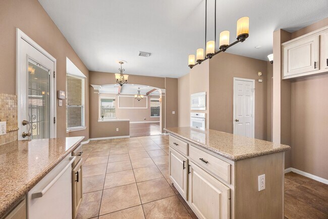 Building Photo - 20407 Spring Rose Dr