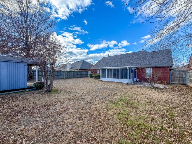 Building Photo - 7713 S 24th St