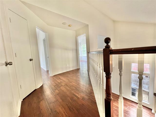Building Photo - 7420 Blackthorn Dr