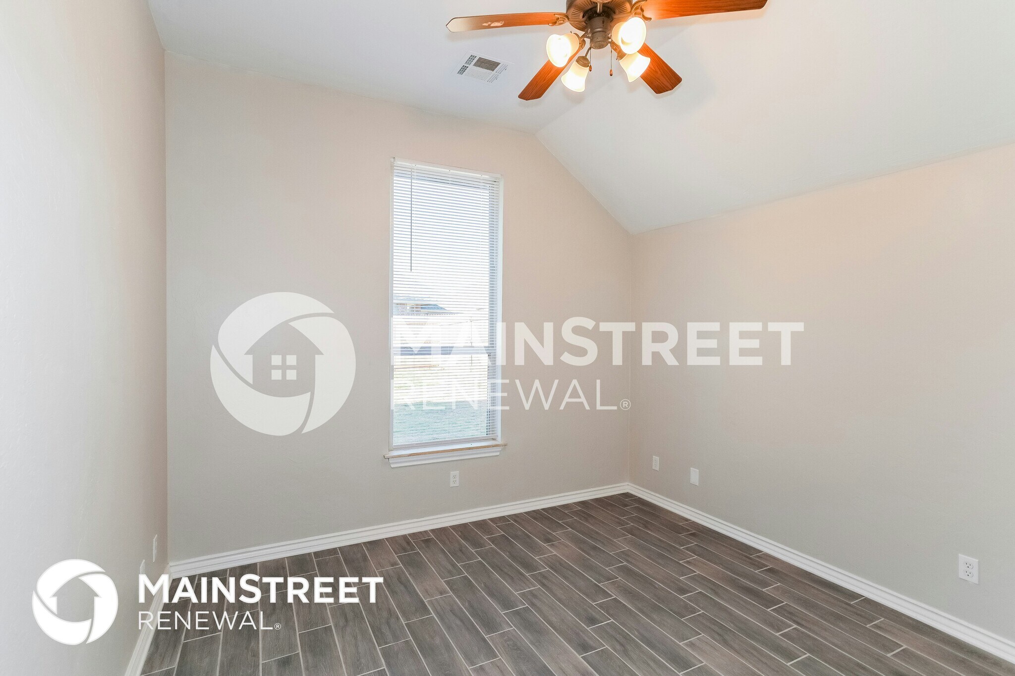 Building Photo - 4604 NW 162nd Ct