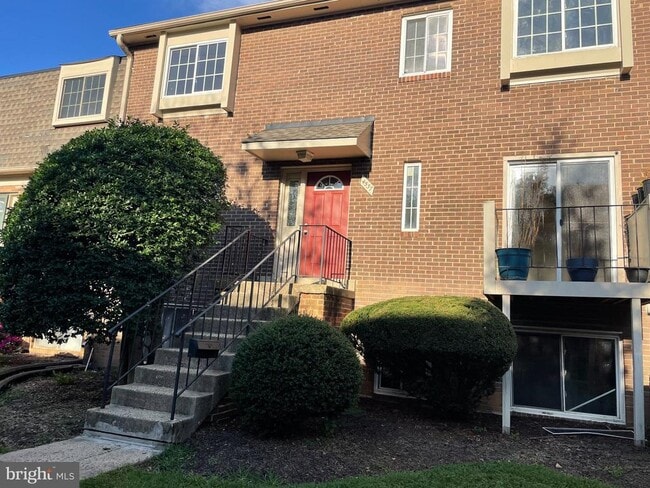 Primary Photo - 4537 Logsdon Dr