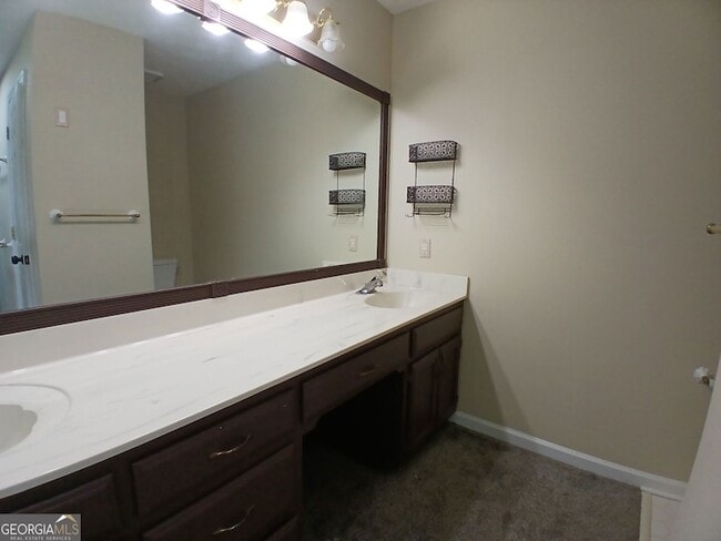 Building Photo - 4761 Habersham Way SE