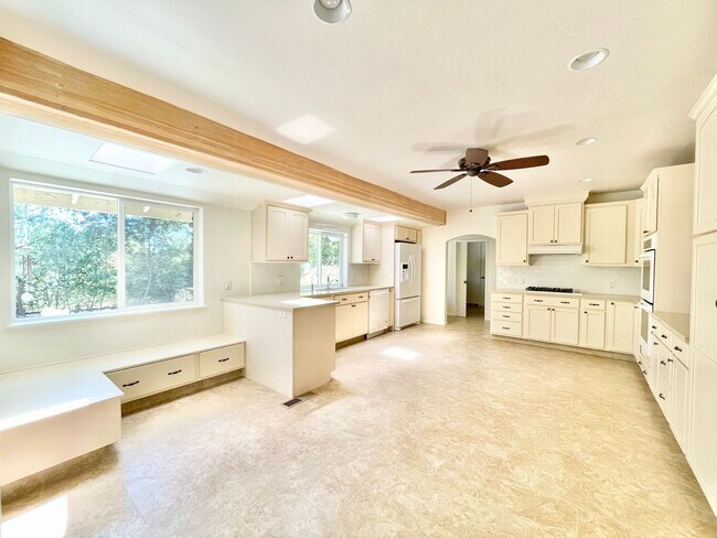 Building Photo - 5434 Monte Verde Dr