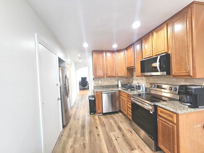 Building Photo - 45 Conti Pkwy