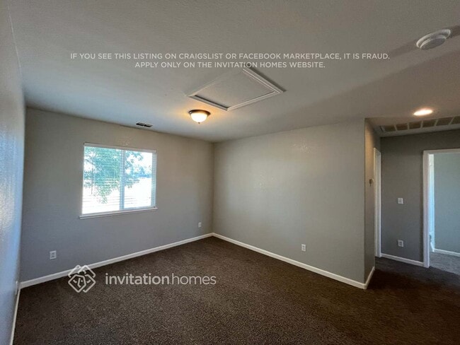 Building Photo - 1566 Maryclair Dr