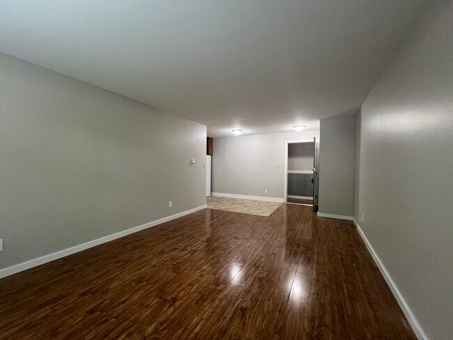 Interior Photo - Mathews327 (KC-RB)