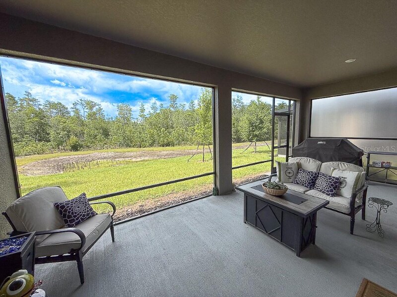 Building Photo - 10367 Banyan Breeze Blvd