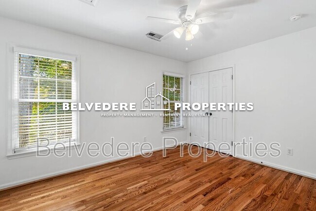 Building Photo - 1403 Regents Park Ln