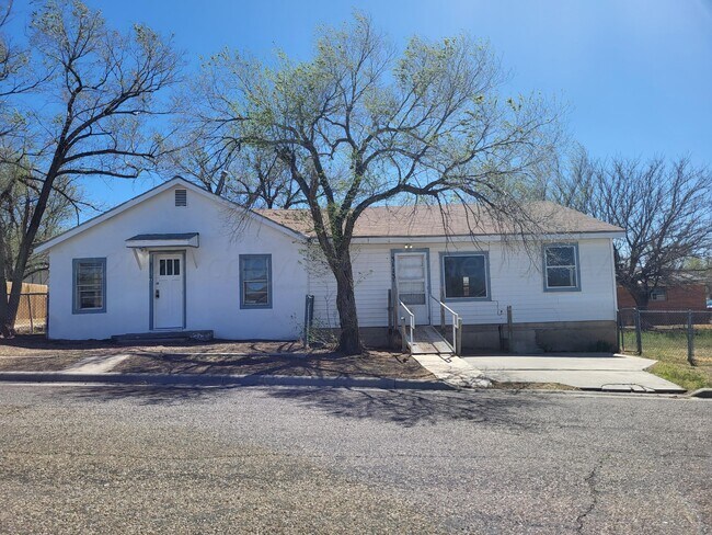 Primary Photo - 3113 NW 1st Ave