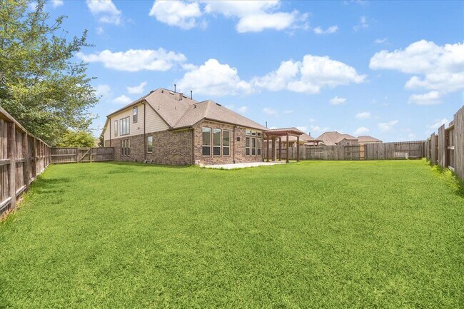 Building Photo - 10943 Sarah Bluff Ln