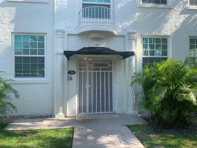Primary Photo - 130 Antiquera Ave
