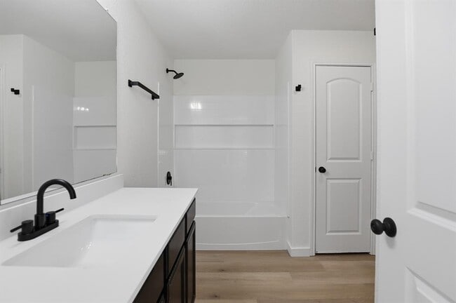 Building Photo - 4001 Cressler Ln