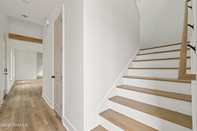 Building Photo - 121 Mayberry Grv St