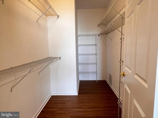 Building Photo - 245 Masterson Ct