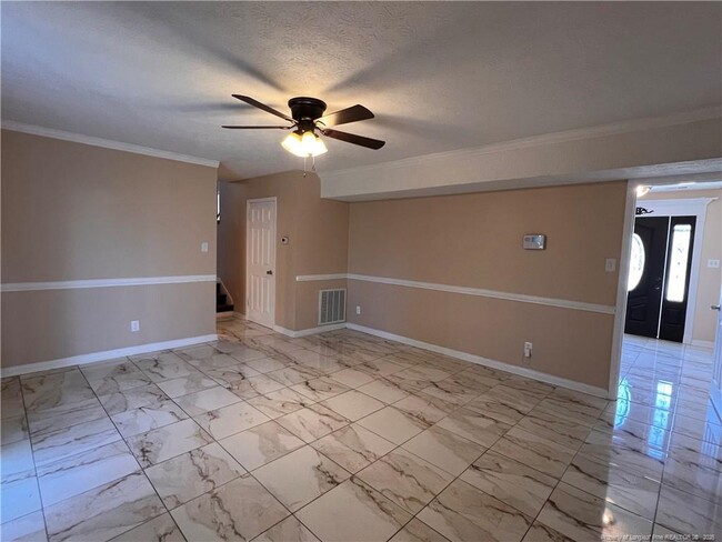 Building Photo - 136 Brocton Dr