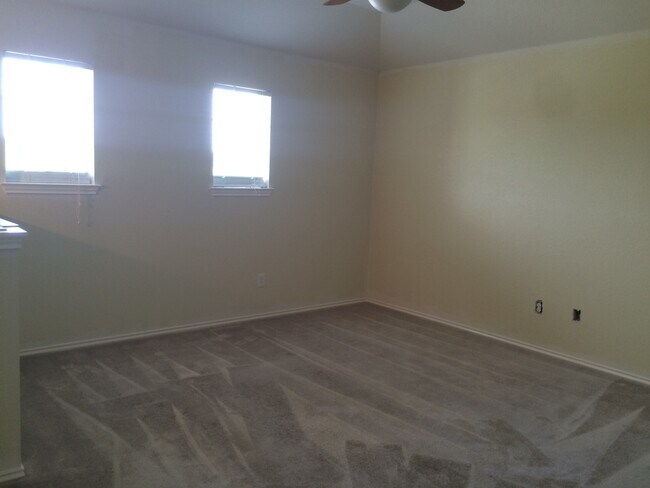 Building Photo - 3604 Sandy Brook Dr