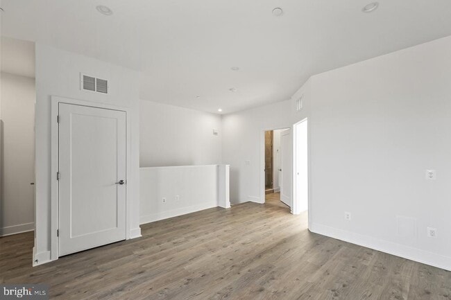 Building Photo - 1211 Northside Park Blvd